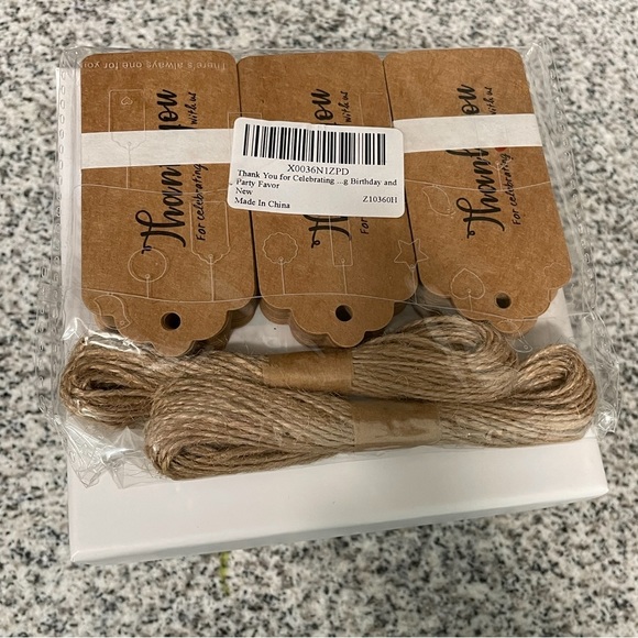 💛Craft “Thank You for Celebrating with Us❤️” Wedding & Paper Gift Tags W/Twine - Picture 2 of 10